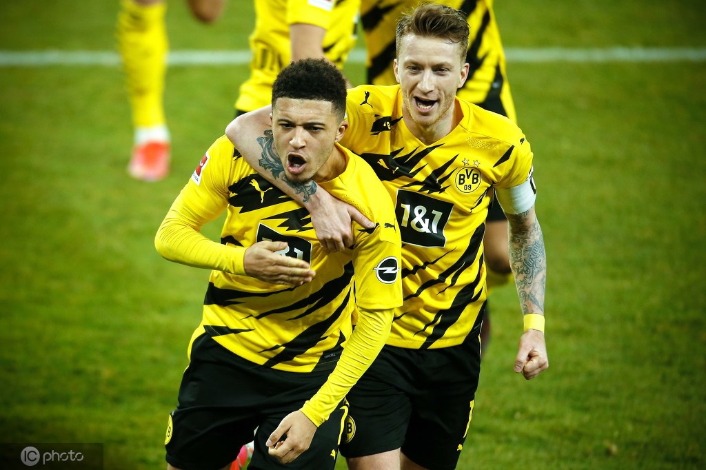 里程碑夜!斯图加特刷新队史纪录,全明星赛今晨刷纪录,底气十足,年轻球员得到机会 里程碑夜!斯图加特刷新队史纪录,全明星赛今晨刷纪录,底气十足,年轻球员得到机会