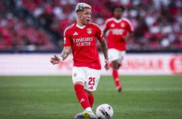 清晨葡超传出新动向；费城76人止住颓势；管理层表态——震撼外界；轮换策略成焦点