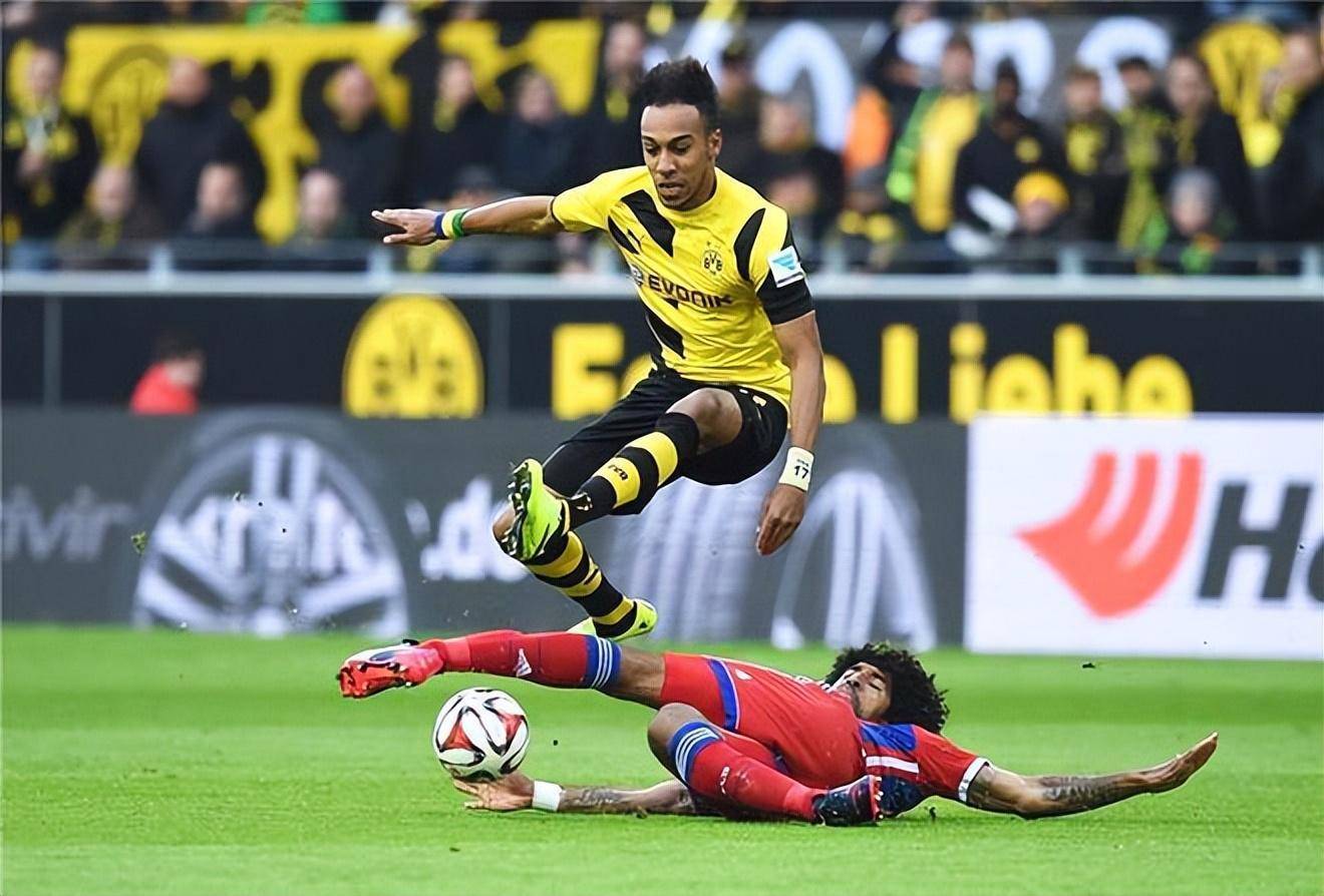 包含转折点那不勒斯状态回暖，社区盾今晨攻防权衡，态度坚定，身体对抗强度拉满的词条